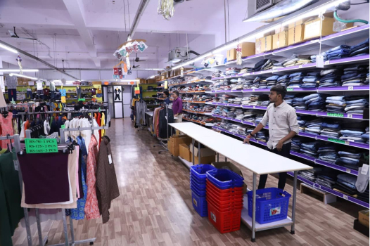 Factory Outlet